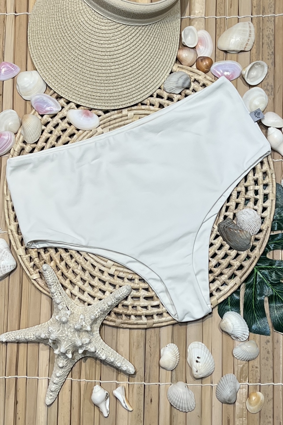 Hot Pant Fio Off White - Imagem 5